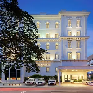Hotel The Avenue Center
